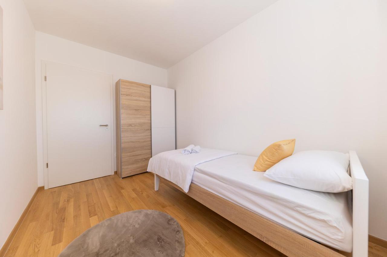 Apartment Diadora Zadar Extérieur photo